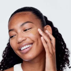 Anti-Blemish Solutions™