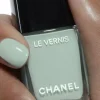 LE VERNIS